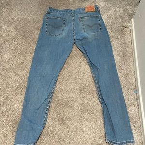 Levi’s pants